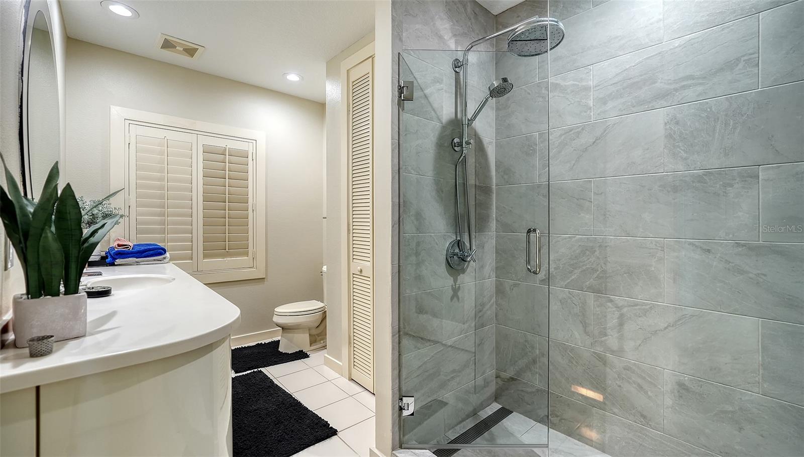 REGENT COURT - Residential