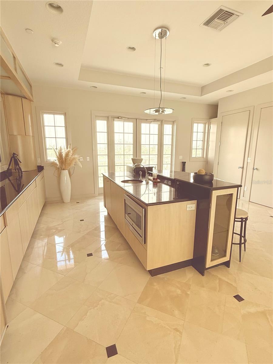 REGENT COURT - Residential