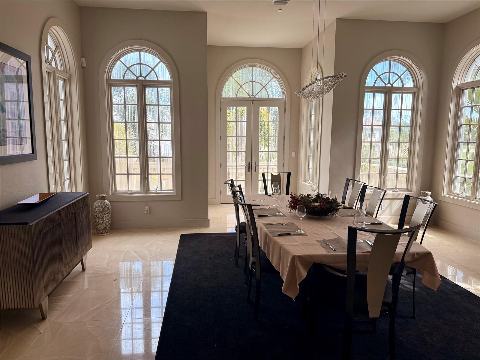 REGENT COURT - Residential