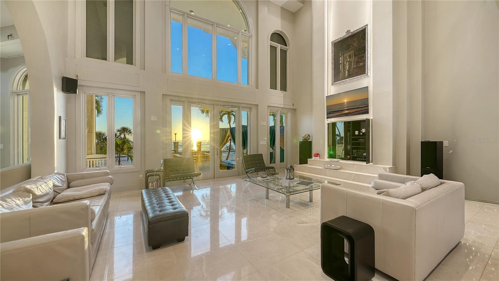 REGENT COURT - Residential