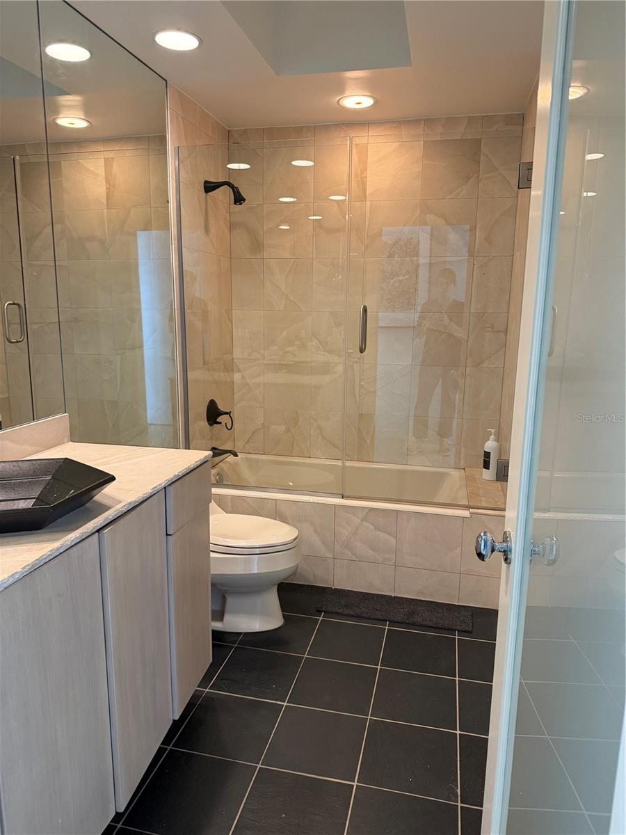 REGENT COURT - Residential