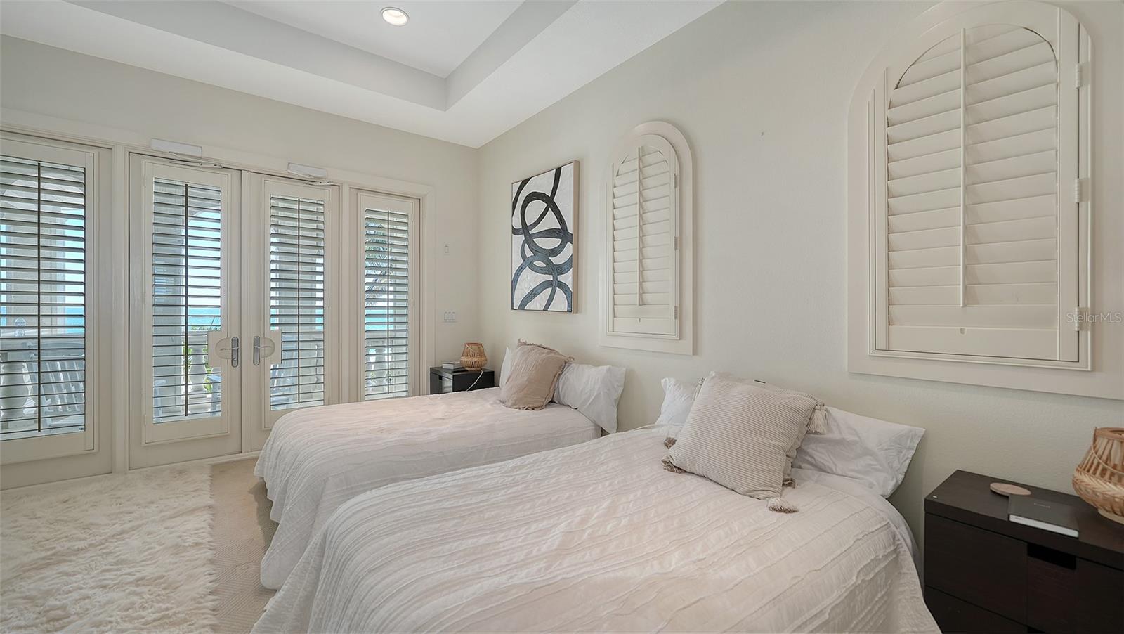 REGENT COURT - Residential