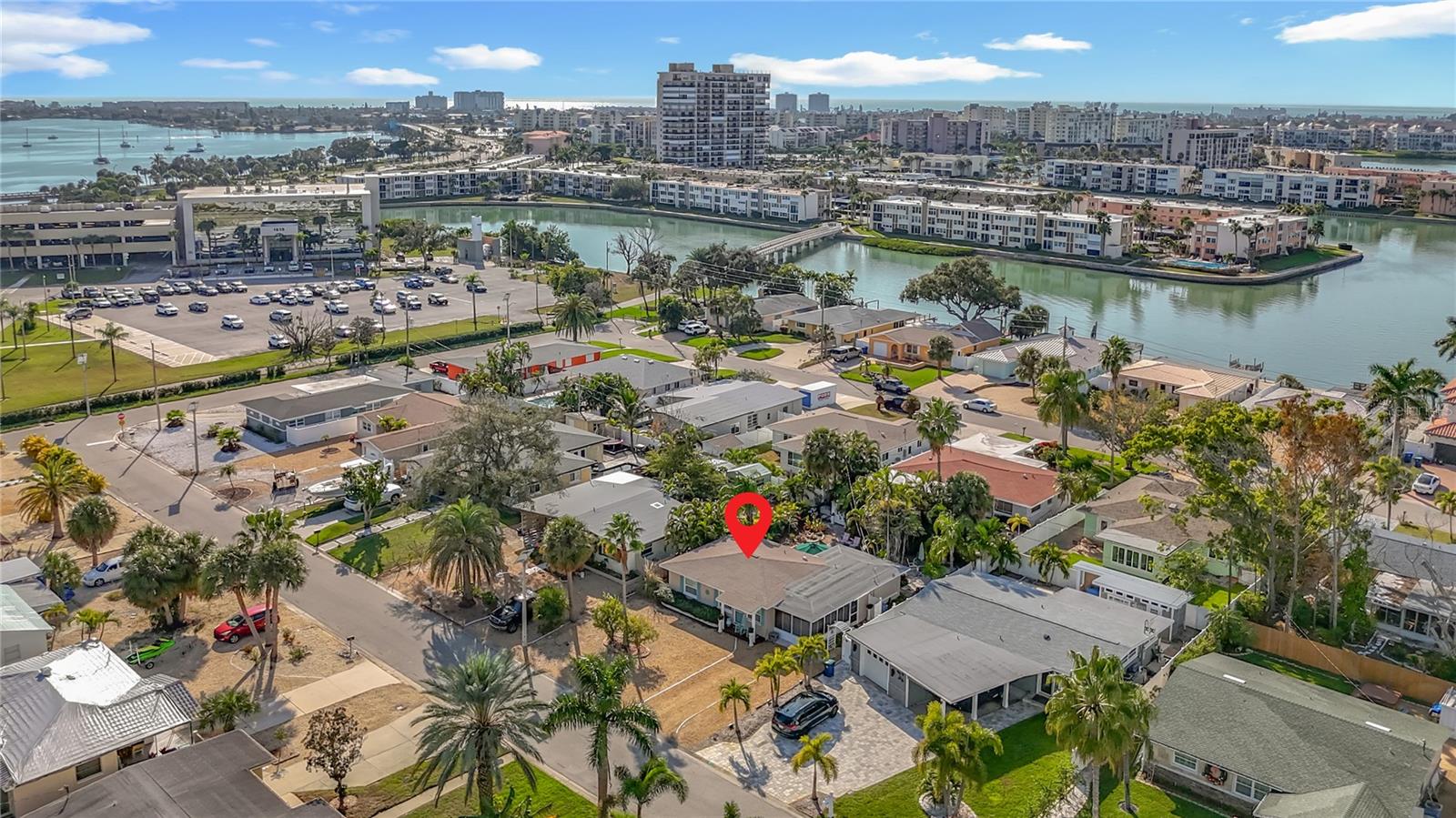 PASADENA SHORES - Residential