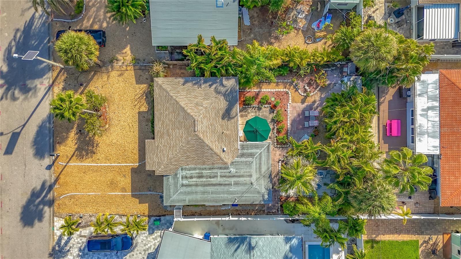 PASADENA SHORES - Residential