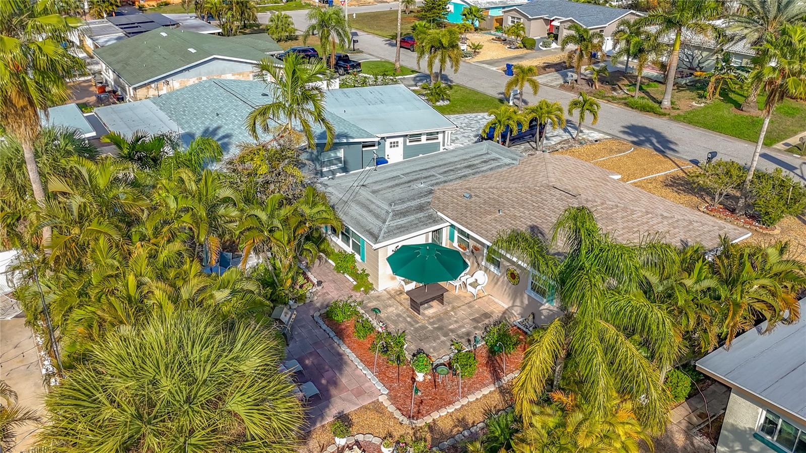 PASADENA SHORES - Residential