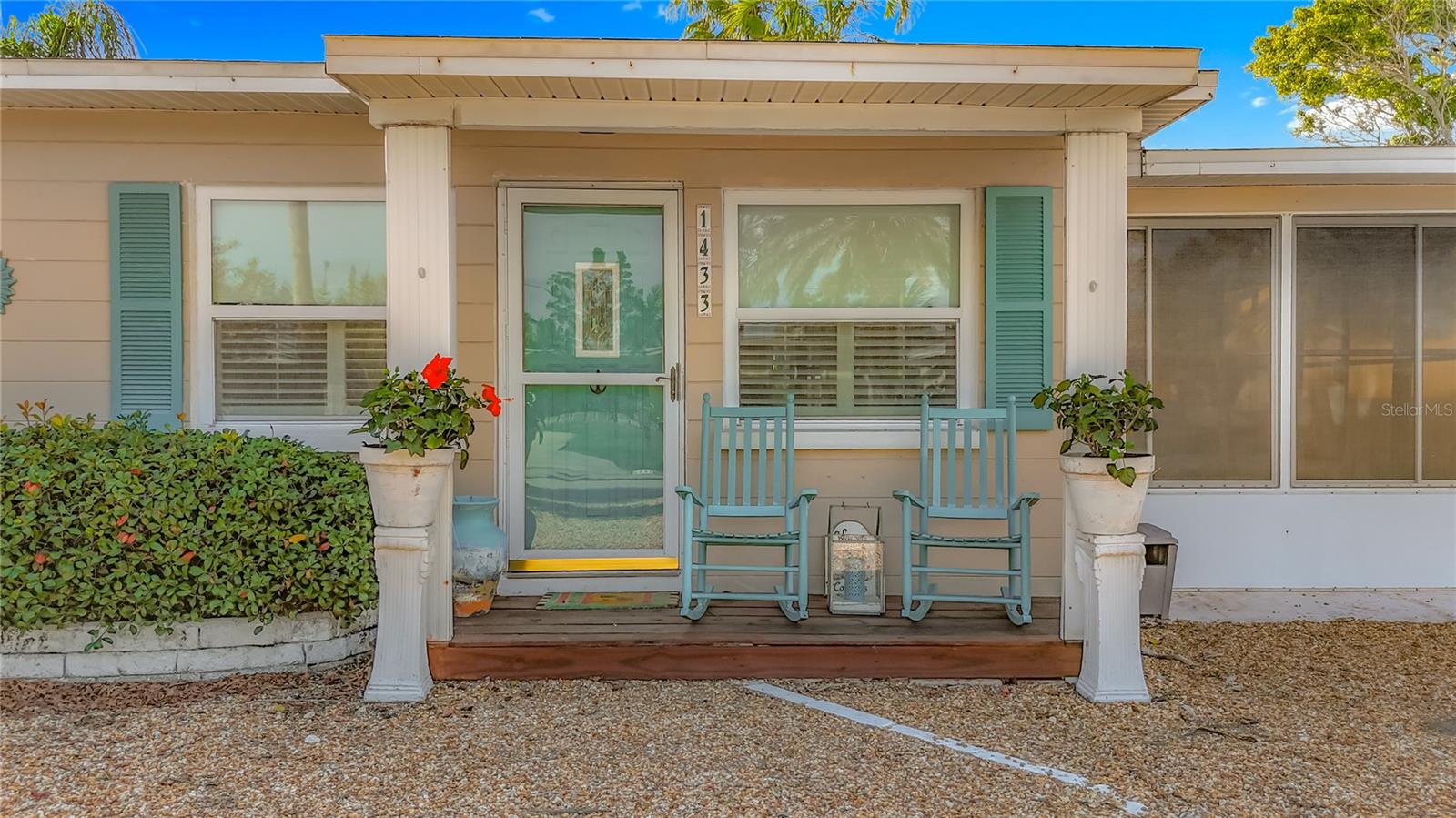 1433 DURLING DRIVE S