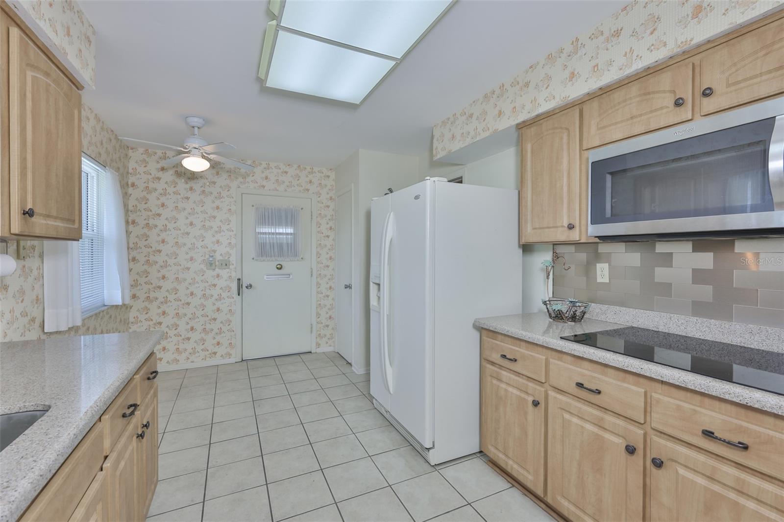 DEL WEBBS SUN CITY FLORIDA UN - Residential