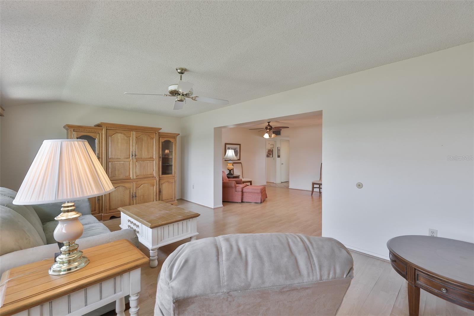 DEL WEBBS SUN CITY FLORIDA UN - Residential