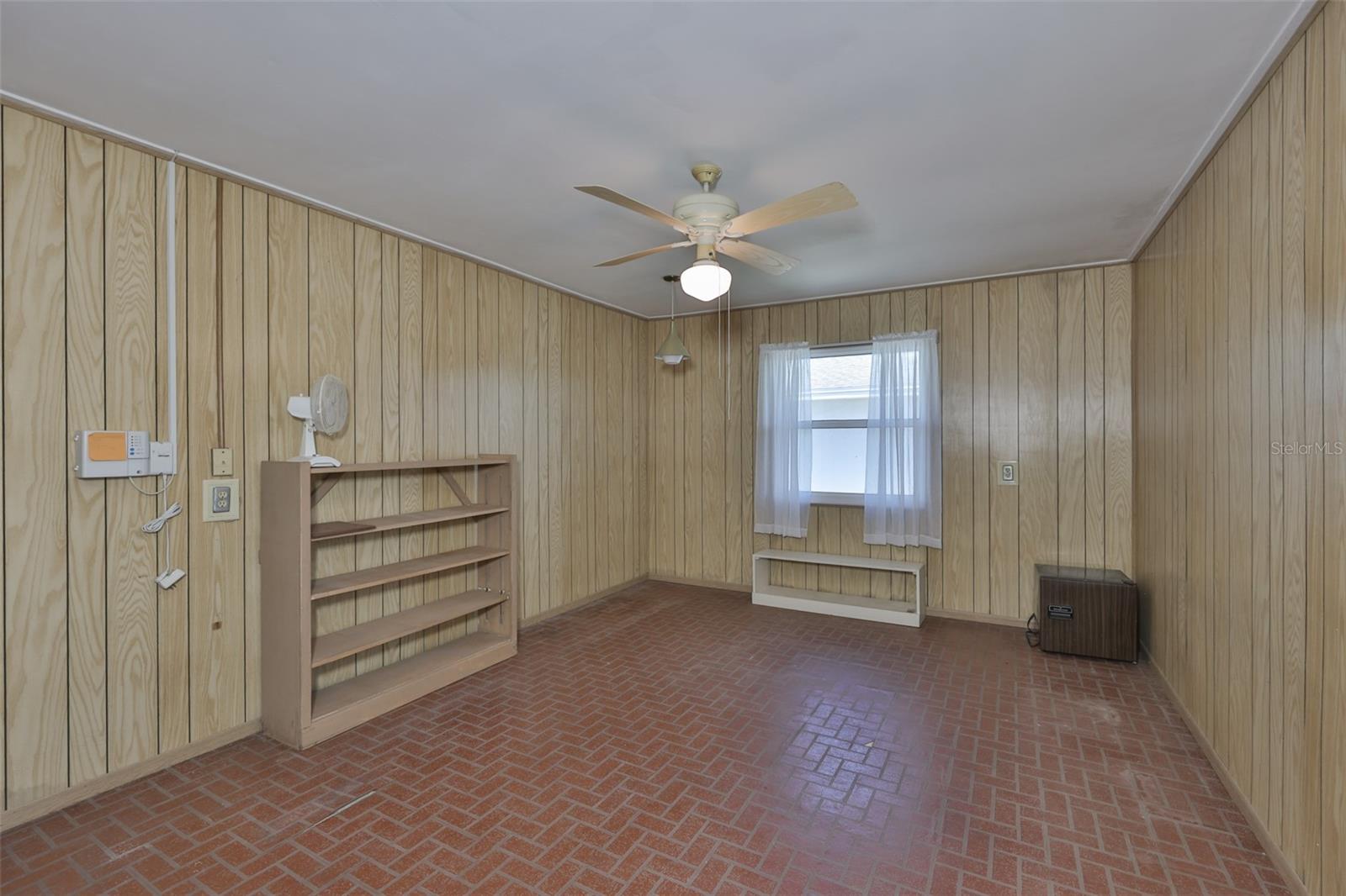 DEL WEBBS SUN CITY FLORIDA UN - Residential