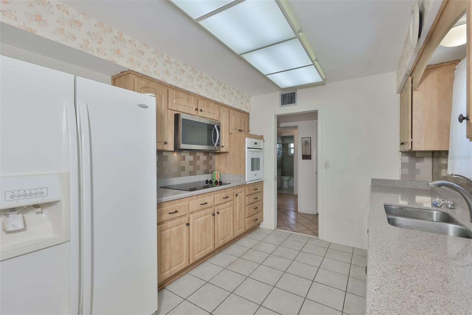 DEL WEBBS SUN CITY FLORIDA UN - Residential