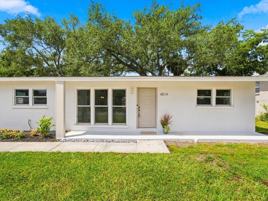 Photo of 4519 S Cooper Place, Tampa, FL 33611 (MLS # TB8545758)