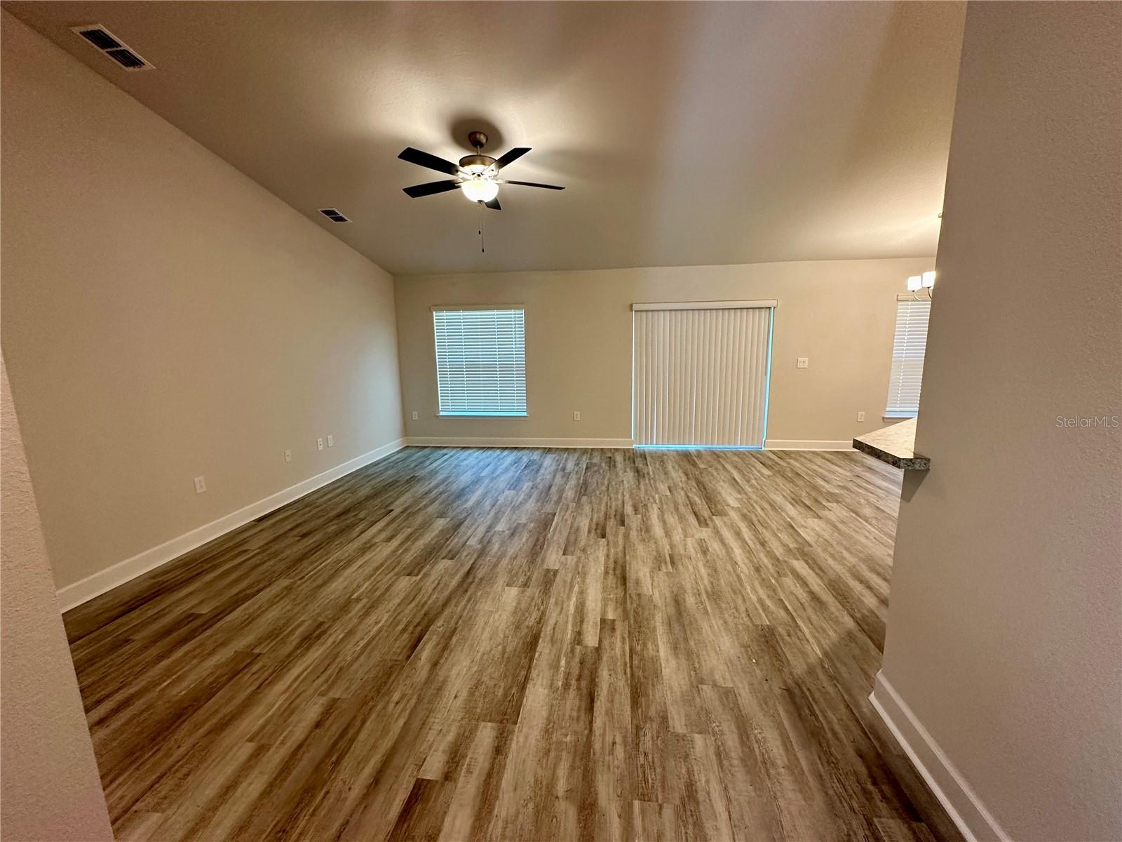 1265 GROVELAND LANE