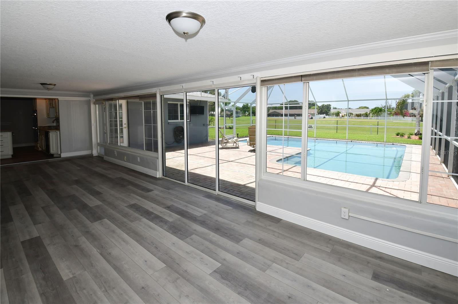 SEMINOLE LAKE GOLF & COUNTRY CLUB ESTATE - Residential