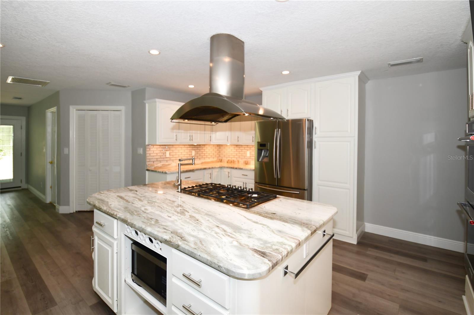 SEMINOLE LAKE GOLF & COUNTRY CLUB ESTATE - Residential