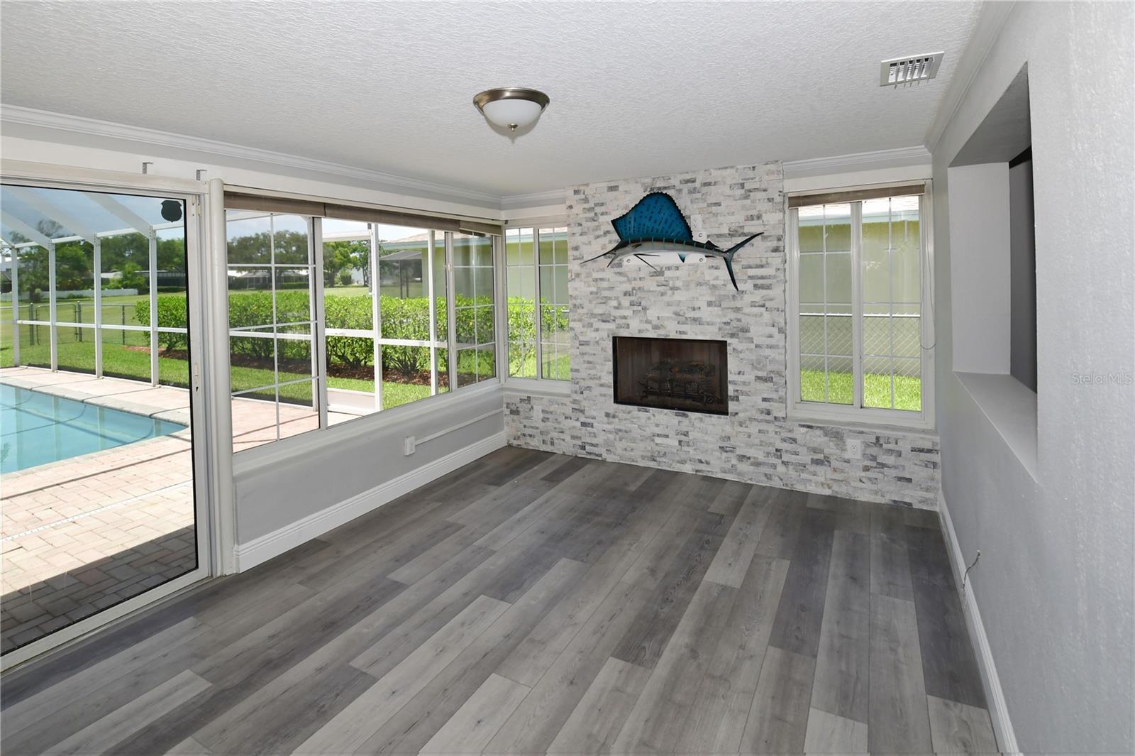 SEMINOLE LAKE GOLF & COUNTRY CLUB ESTATE - Residential