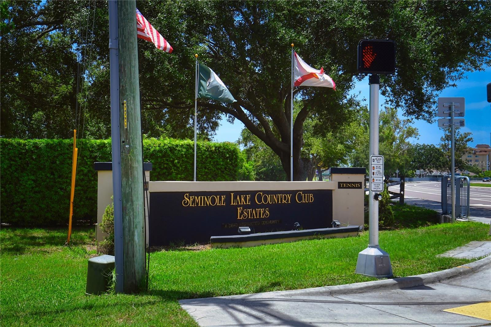 SEMINOLE LAKE GOLF & COUNTRY CLUB ESTATE - Residential