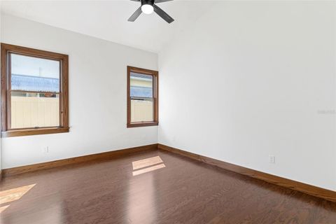 Tiny photo for 1000 S 9th Street, Leesburg, FL 34748 (MLS # G5101187)