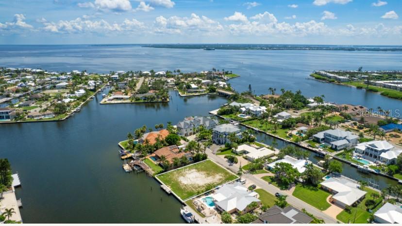 BAY PALMS ADD - Land