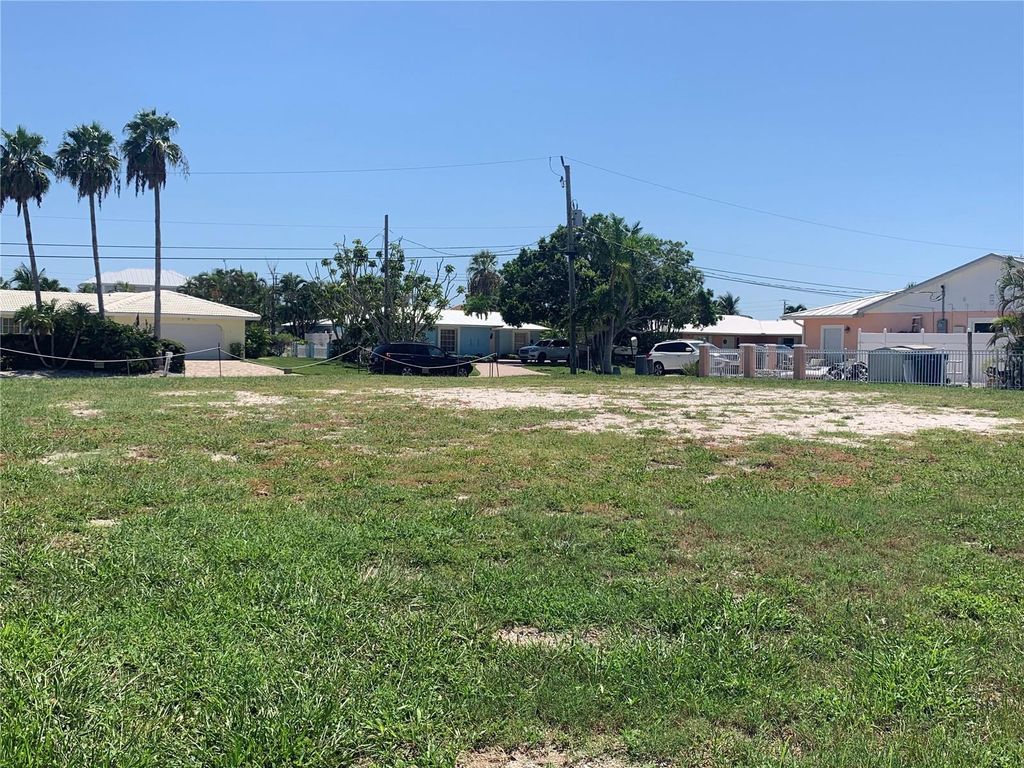Photo of 538 67th Street, Holmes Beach, FL 34217 (MLS # A4663596)