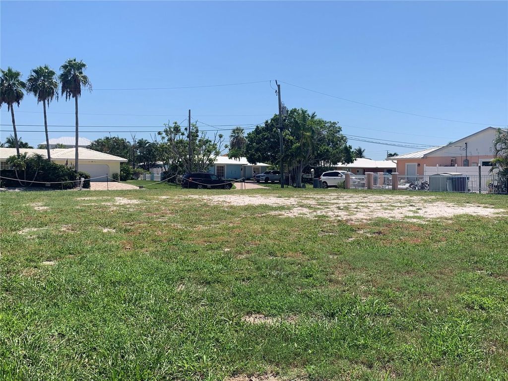Photo of 538 67th Street, Holmes Beach, FL 34217 (MLS # A4663596)