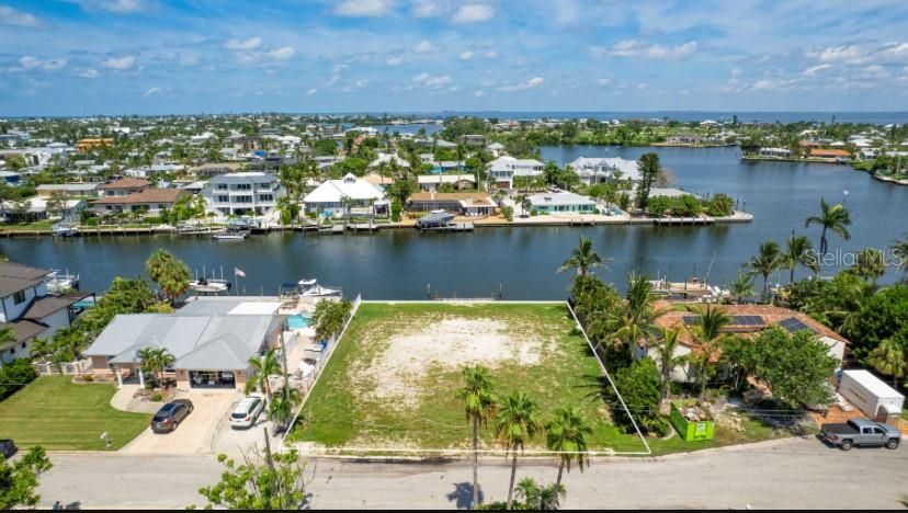 BAY PALMS ADD - Land