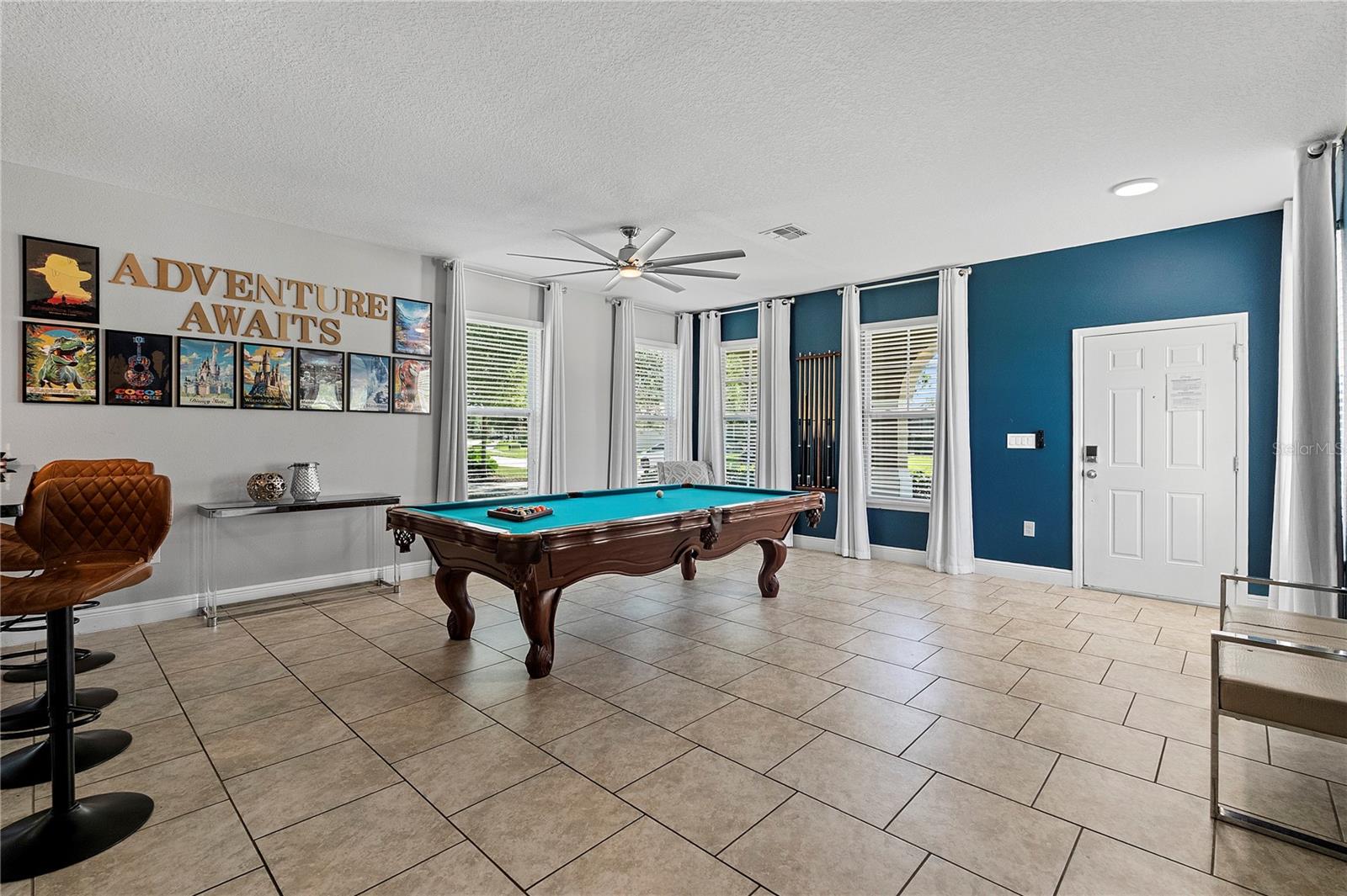4200 OAKTREE DRIVE