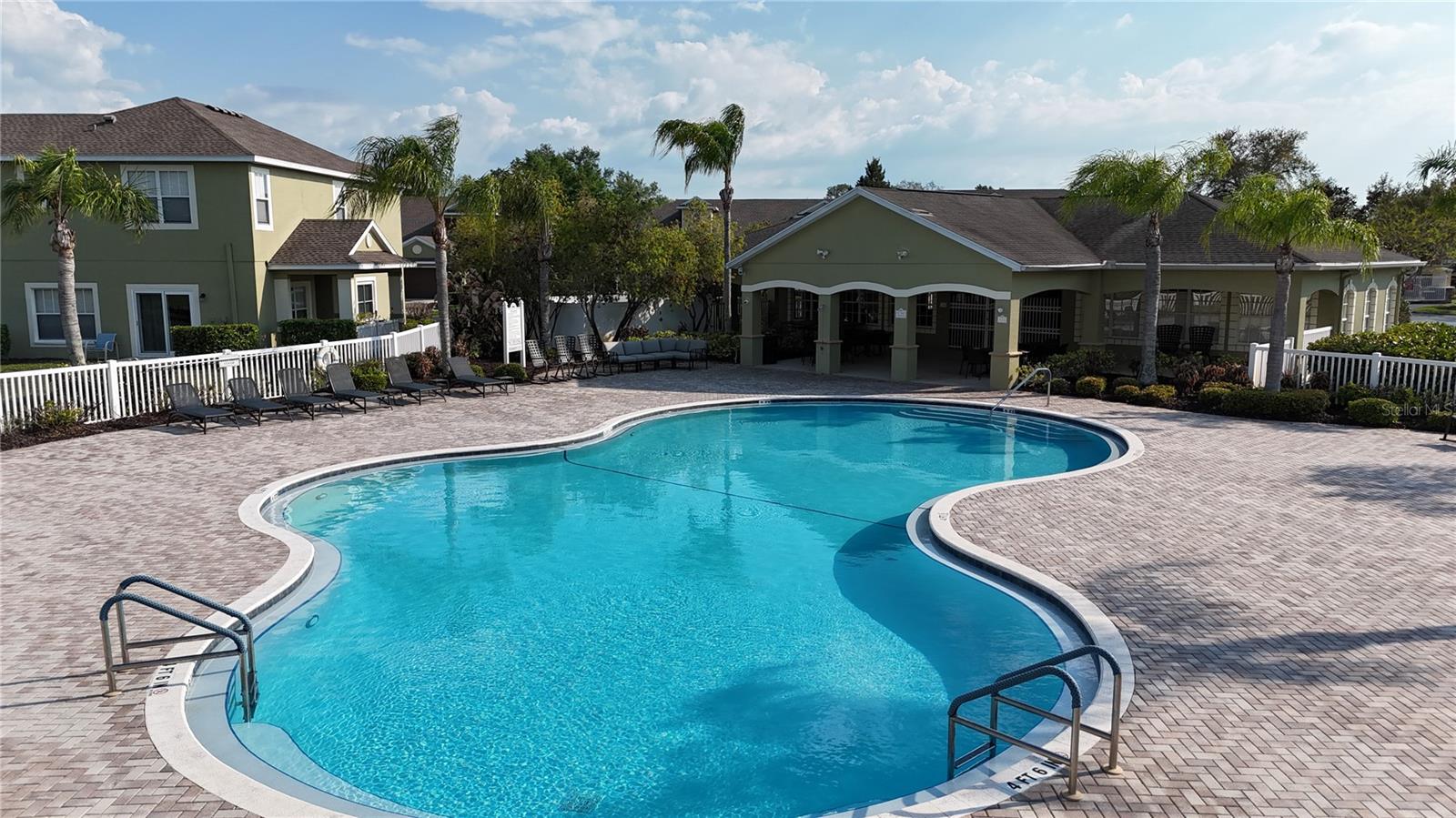 HAMMOCKS - Residential