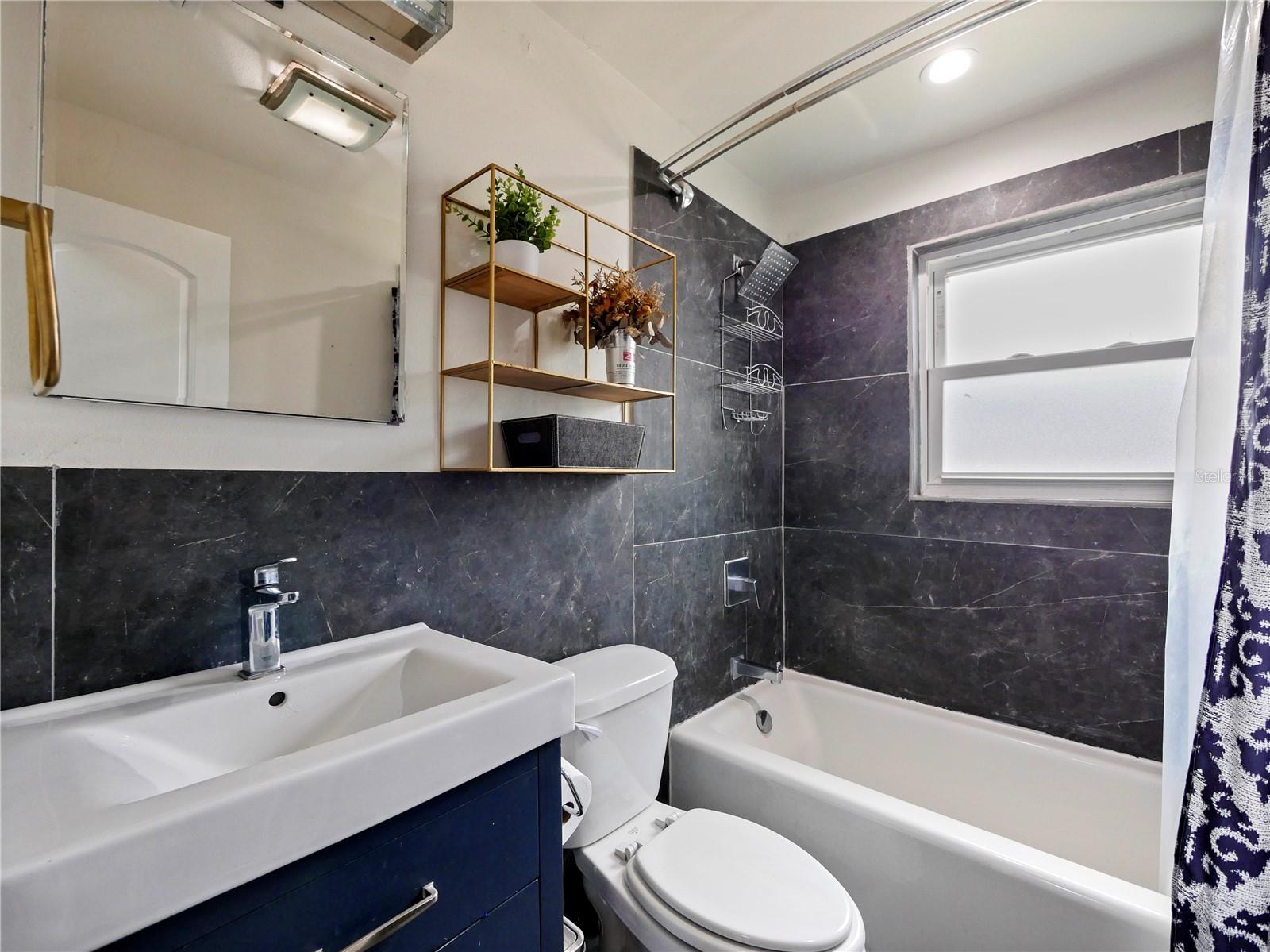 SAN JUAN ACRES - Residential