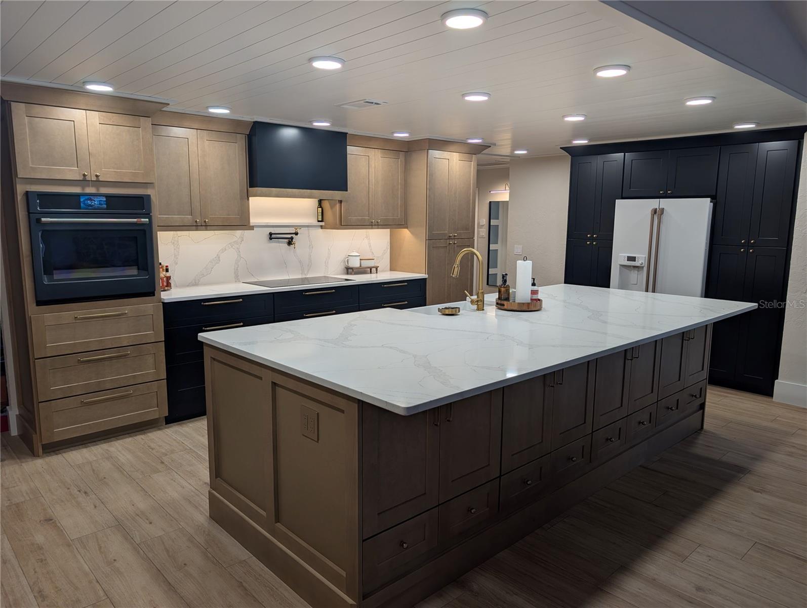 OAK RIDGE - Residential