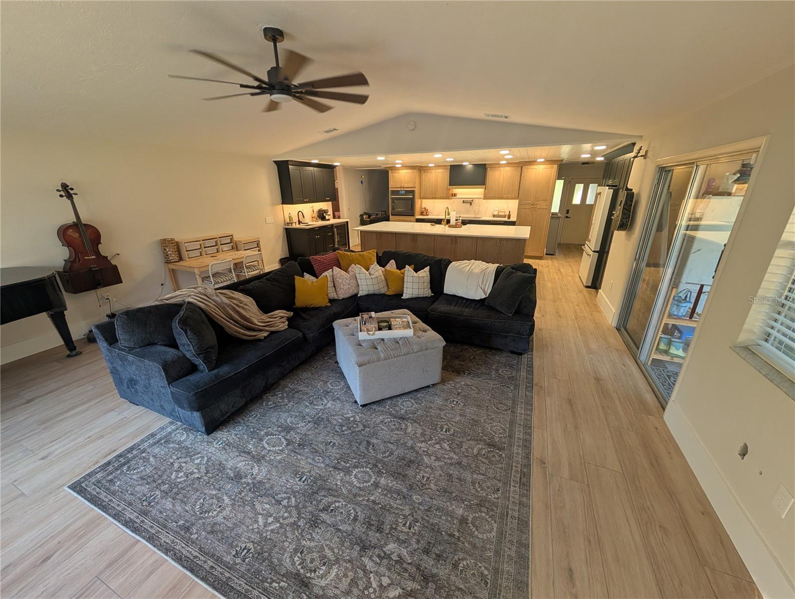 OAK RIDGE - Residential