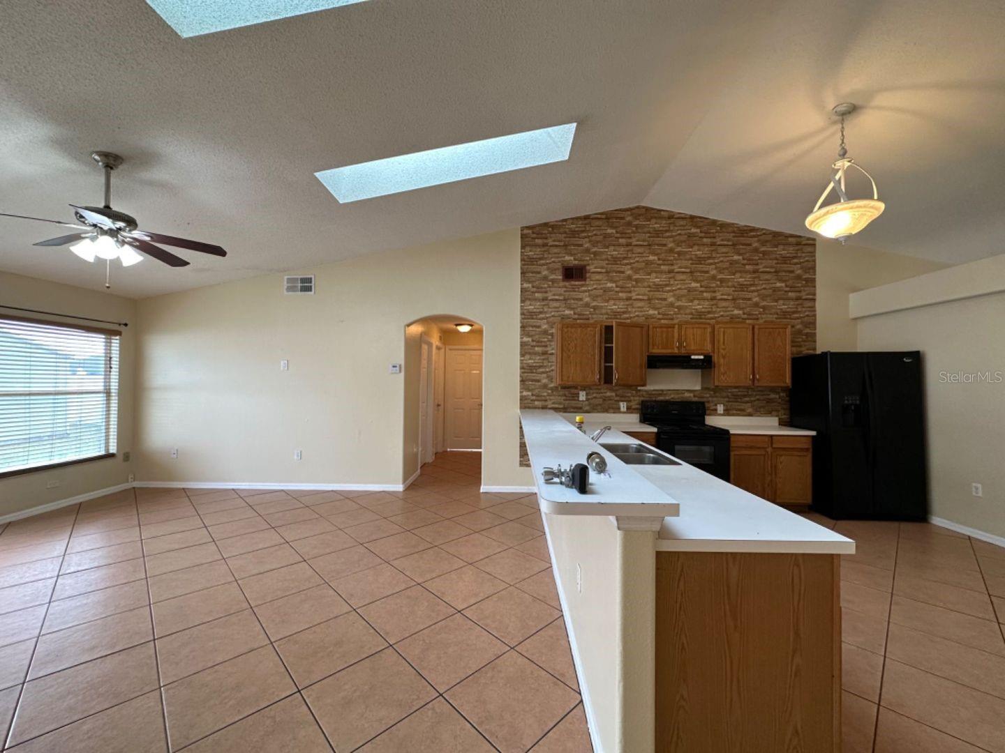 POINCIANA VILLAGE 05 NEIGHBORHOOD 01 - Residential Lease