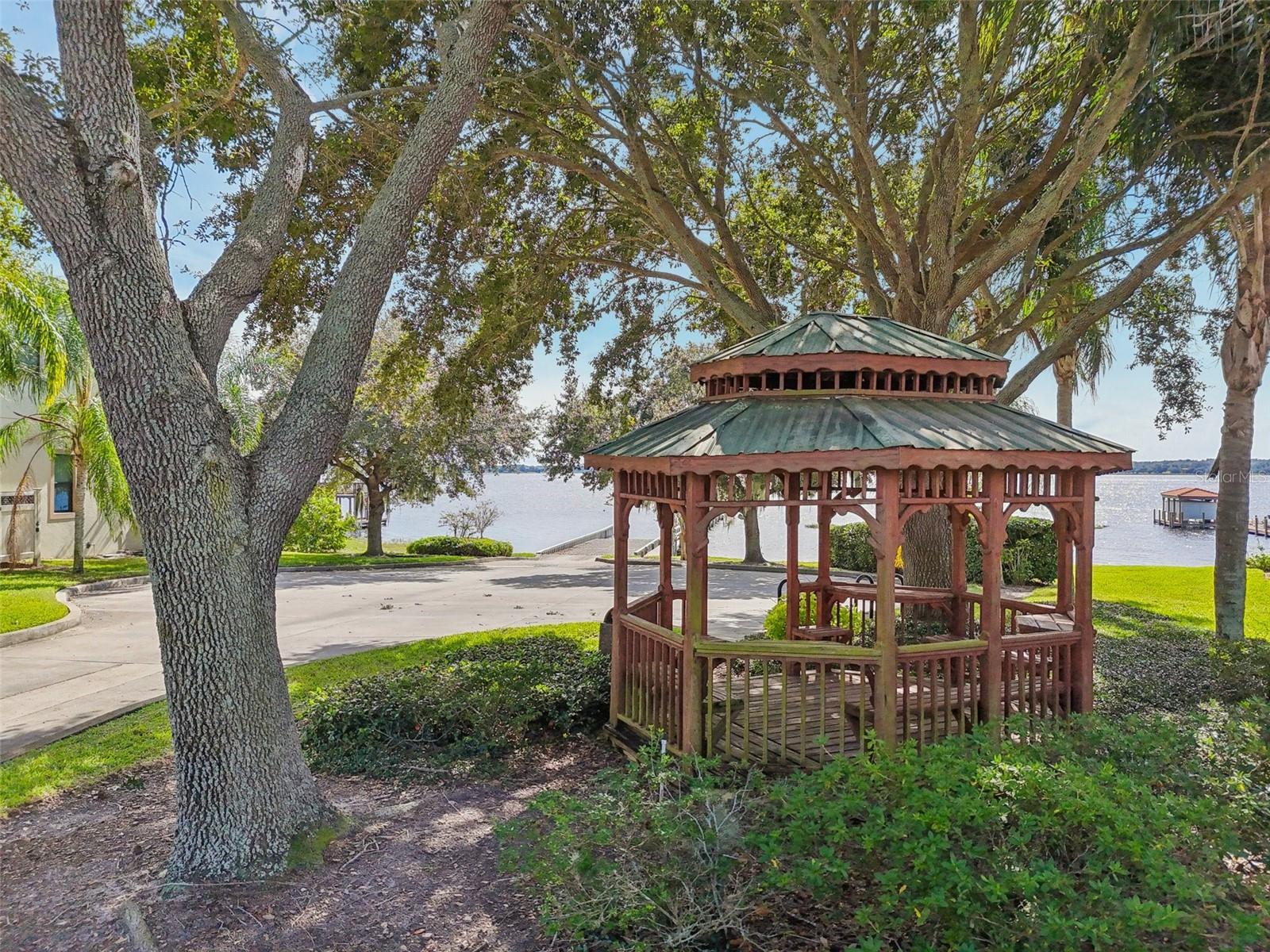 JOHNS LANDING PH 01 44/47 - Residential