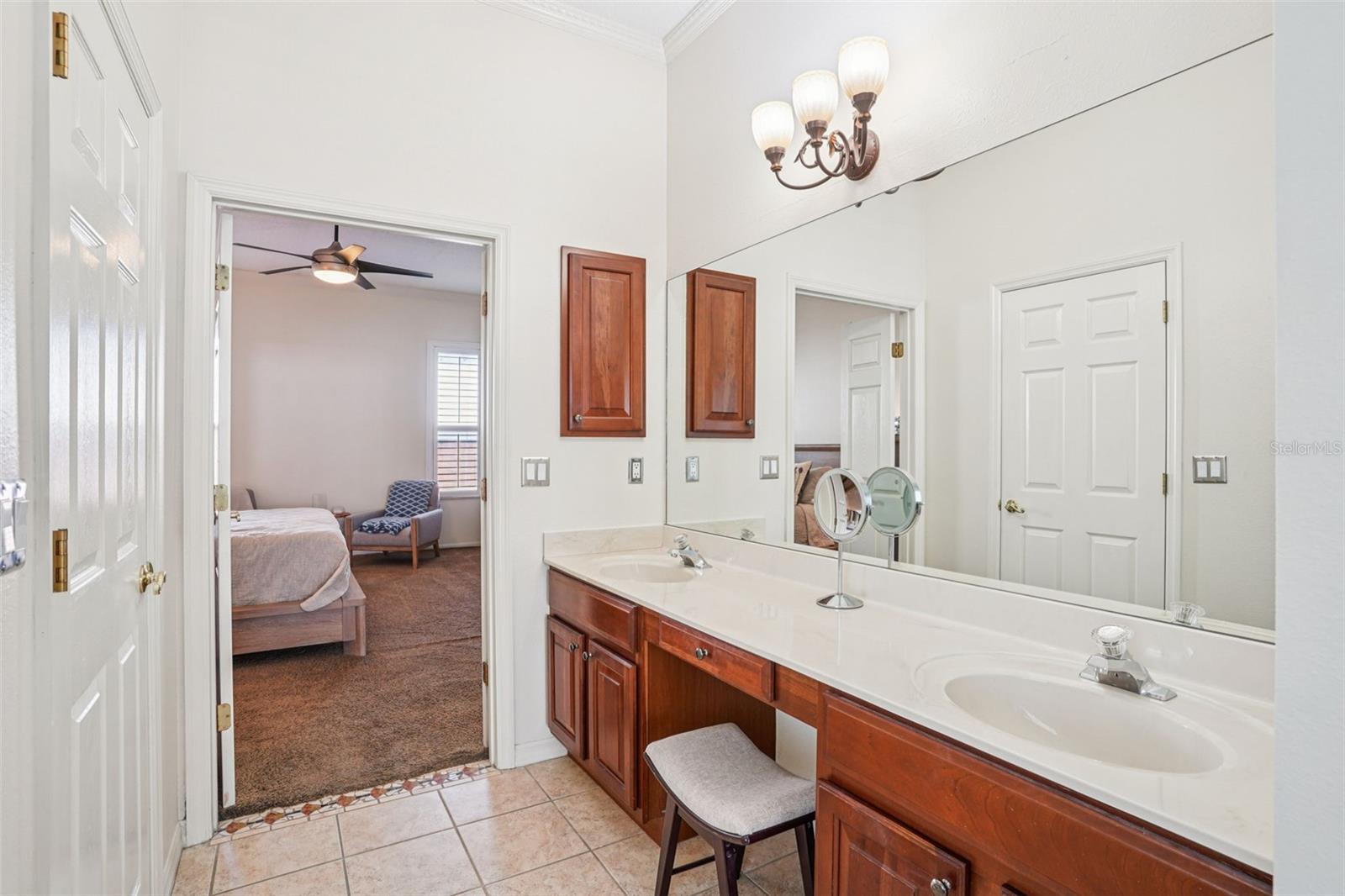 JOHNS LANDING PH 01 44/47 - Residential