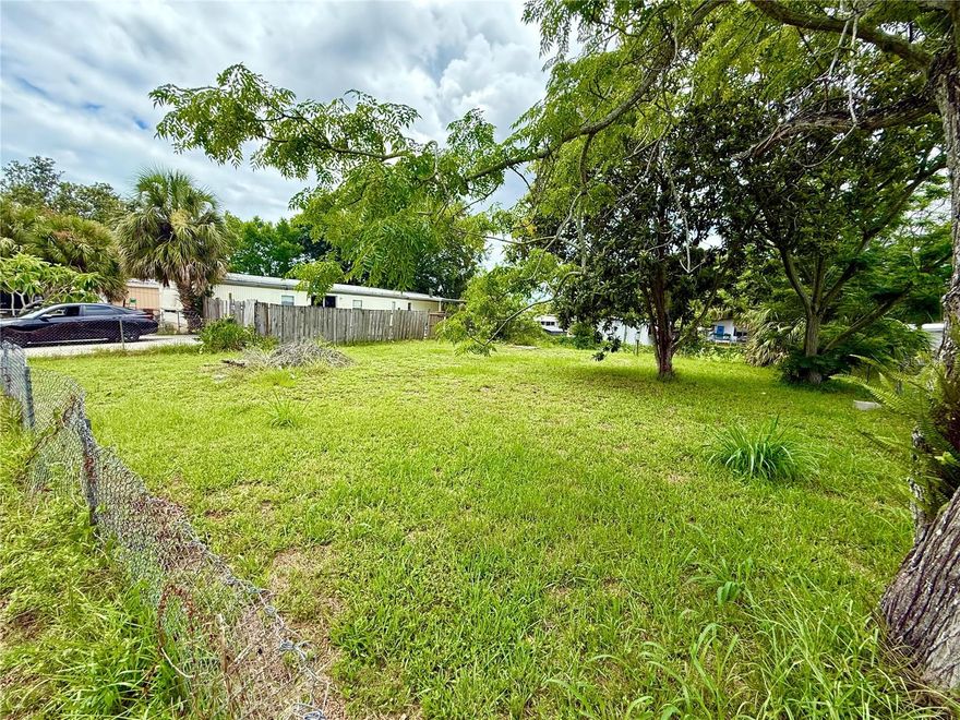 Unique opportunity! Land ready to build, located in a residential area of New Port Richey, NO CDD /NO HOA. Utilities available: water, electricity and cable. Ideal for building the house of your dreams or placing a mobile home or manufactured house as an investment. Ideal for building the house of your dreams or placing a mobile home or manufactured house as an investment. Own your own lot near beautiful downtown New Port Richey and near water. 1.2 miles from Sims Park; 1.5 miles from Waterfront Park; 3 miles from Green Key Beach and only 1.1 miles from the New Port Richey Recreation & Aquatic Center on Van Buren Street! Don't miss this opportunity.