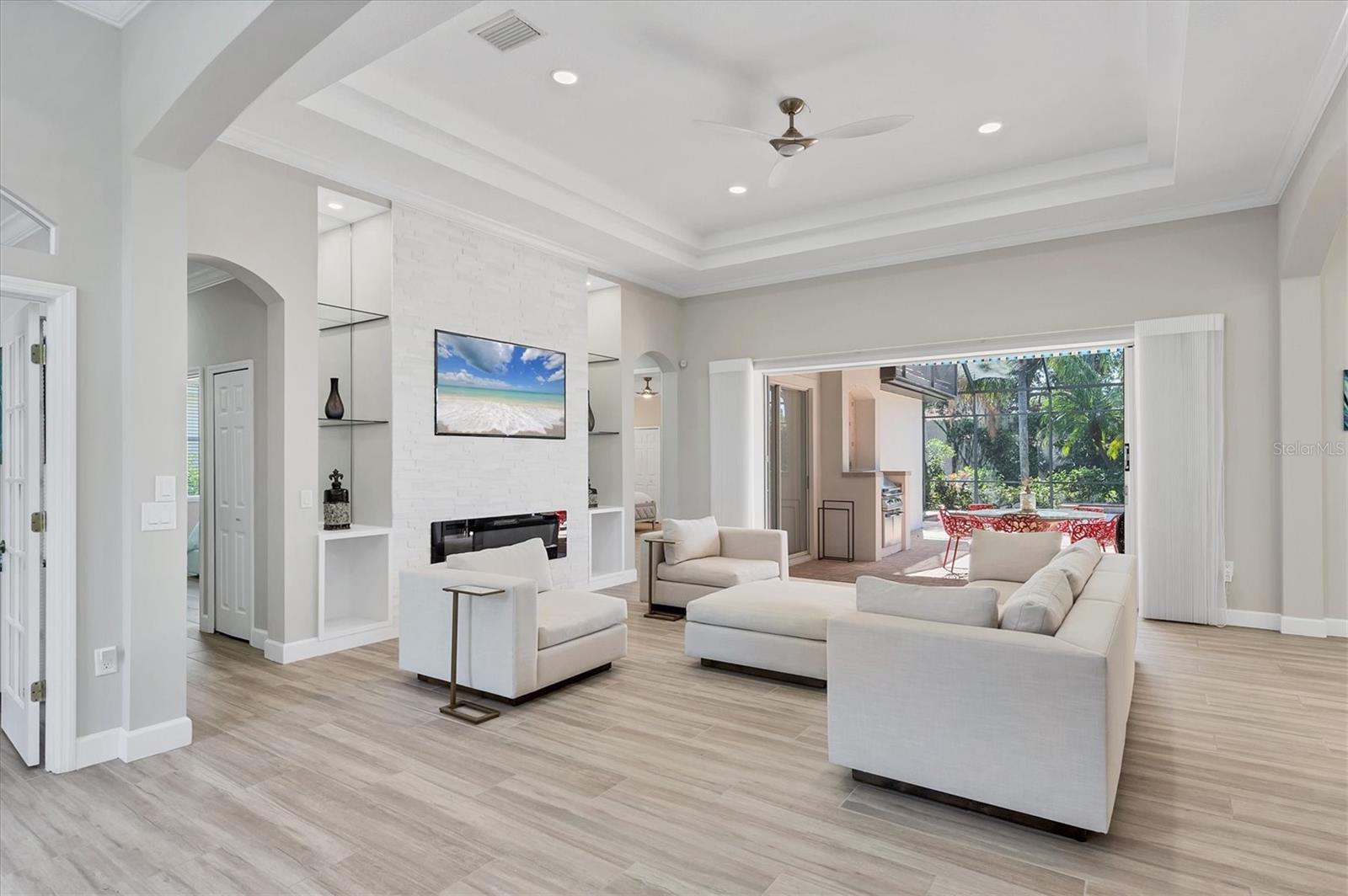 LAKEWOOD RANCH COUNTRY CLUB - Residential