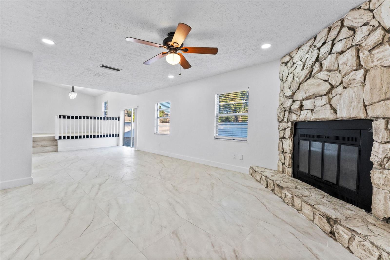 LOGAN GATE VILLAGE UNIT 1 - Residential