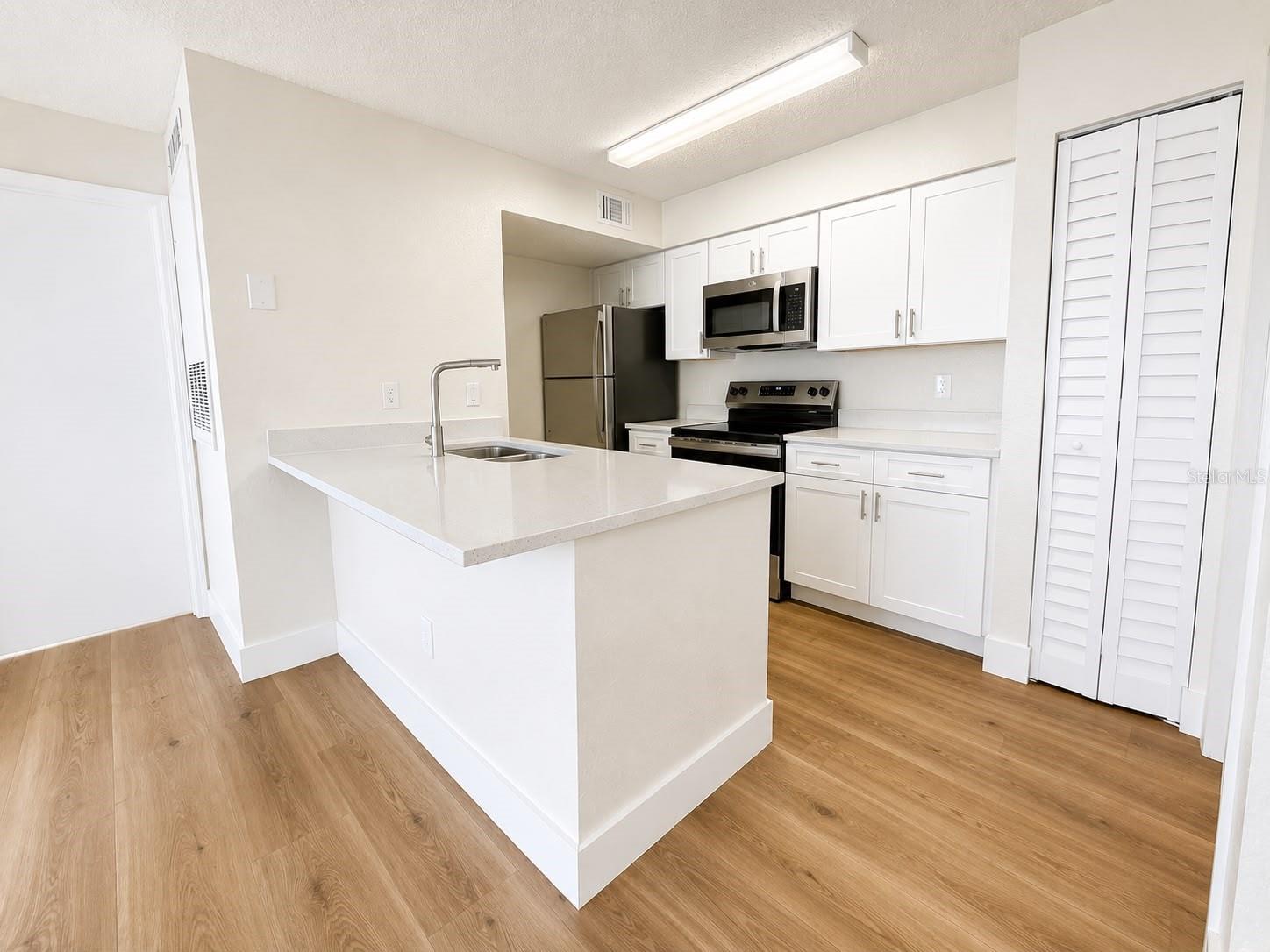 2217 GRAND CAYMAN COURT 1223