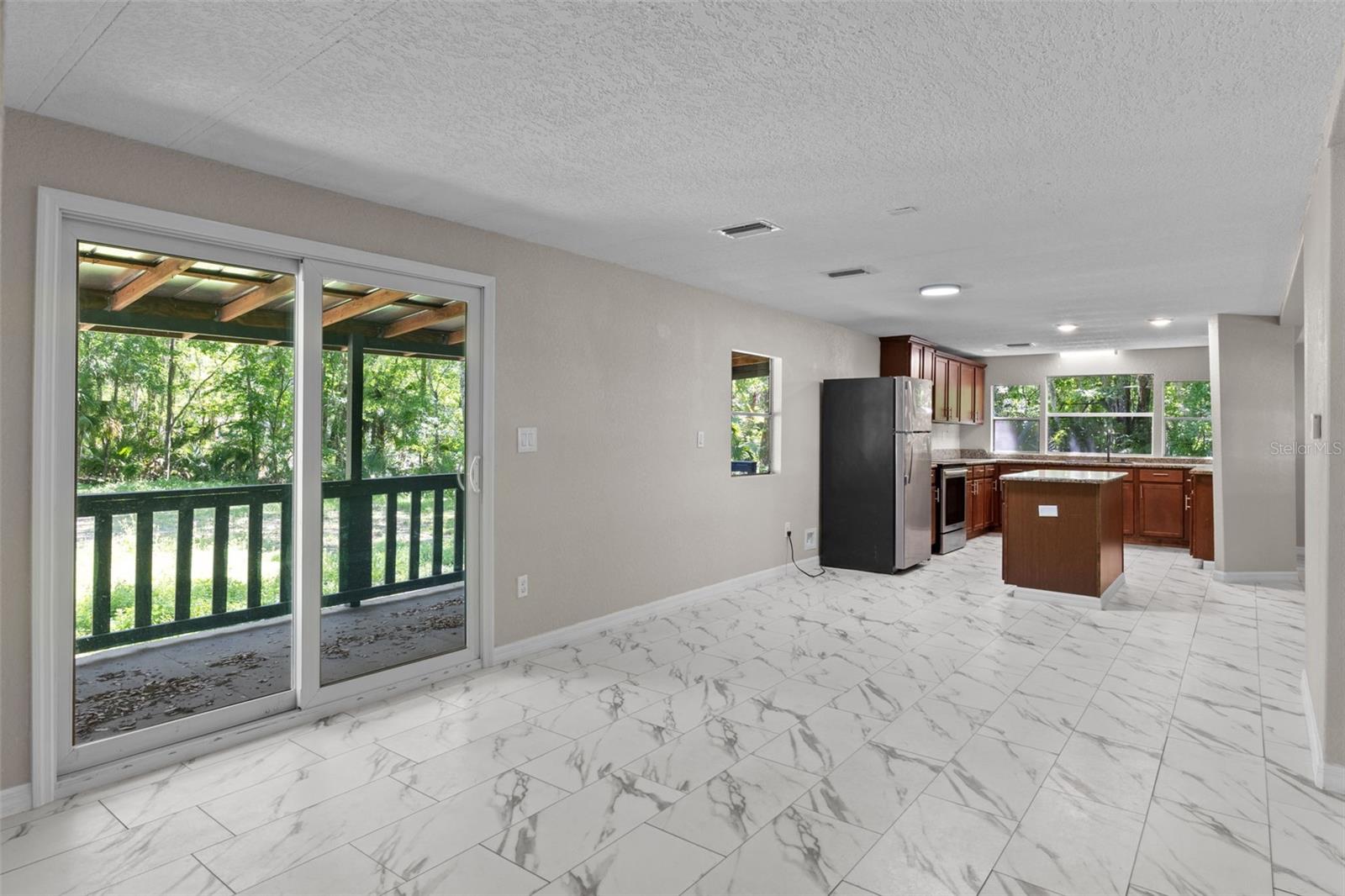 OLIVE PALM COMMUNITY - Residential