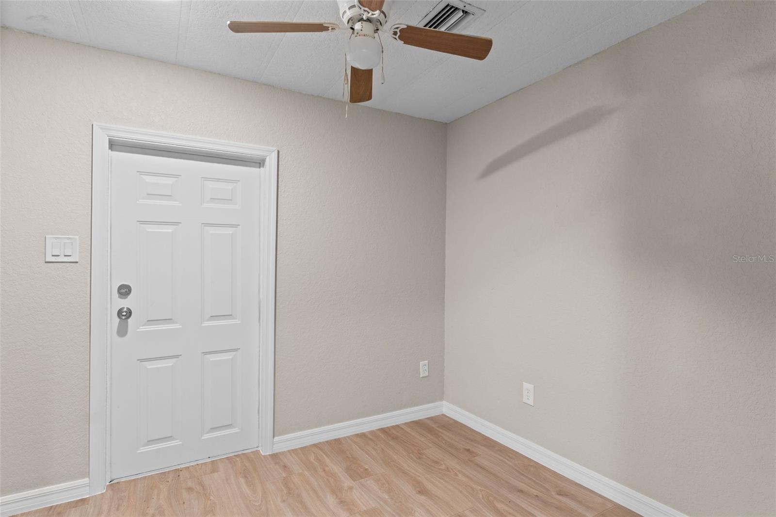 OLIVE PALM COMMUNITY - Residential