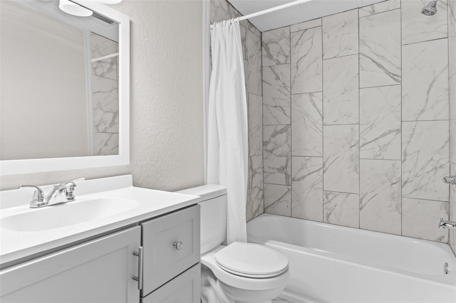 OLIVE PALM COMMUNITY - Residential