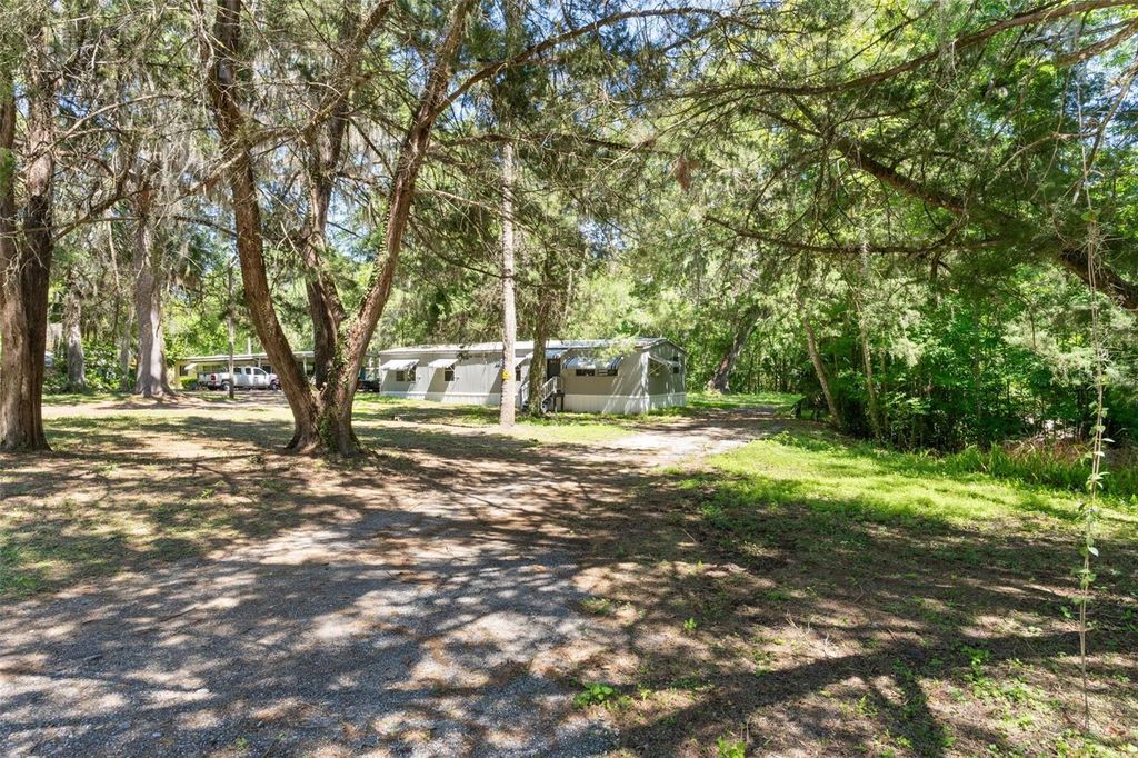 Photo of 3547 Cr 405, Lake Panasoffkee, FL 33538 (MLS # G5109899)