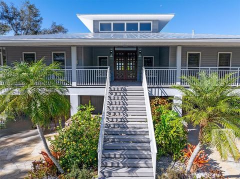 A home in PUNTA GORDA