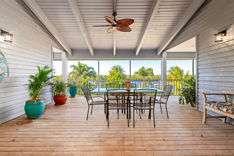 A home in PUNTA GORDA