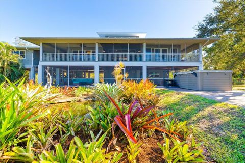 A home in PUNTA GORDA