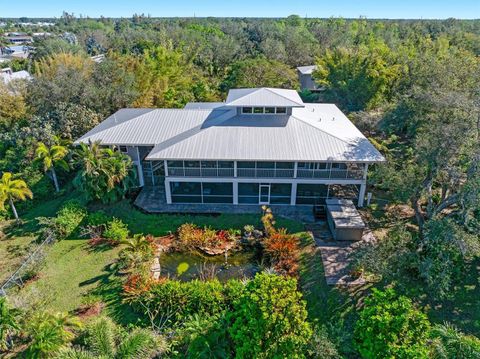 A home in PUNTA GORDA