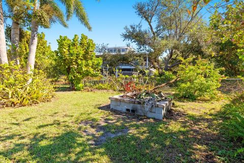 A home in PUNTA GORDA