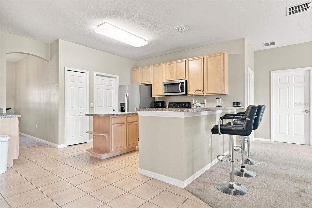 Photo of 3616 Valleyview Drive, Kissimmee, FL 34746 (MLS # O6437152)