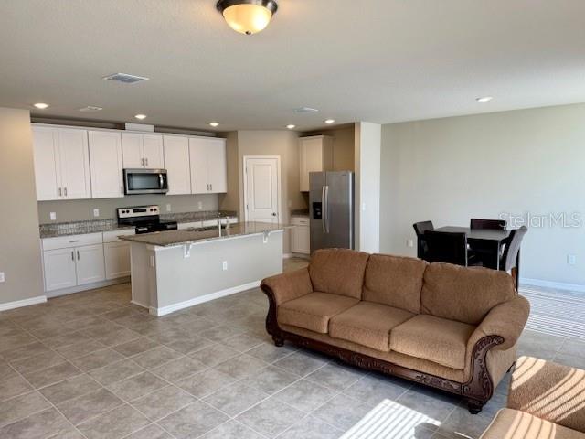 RESERVE/VAN OAKS PH 1 - Residential Lease