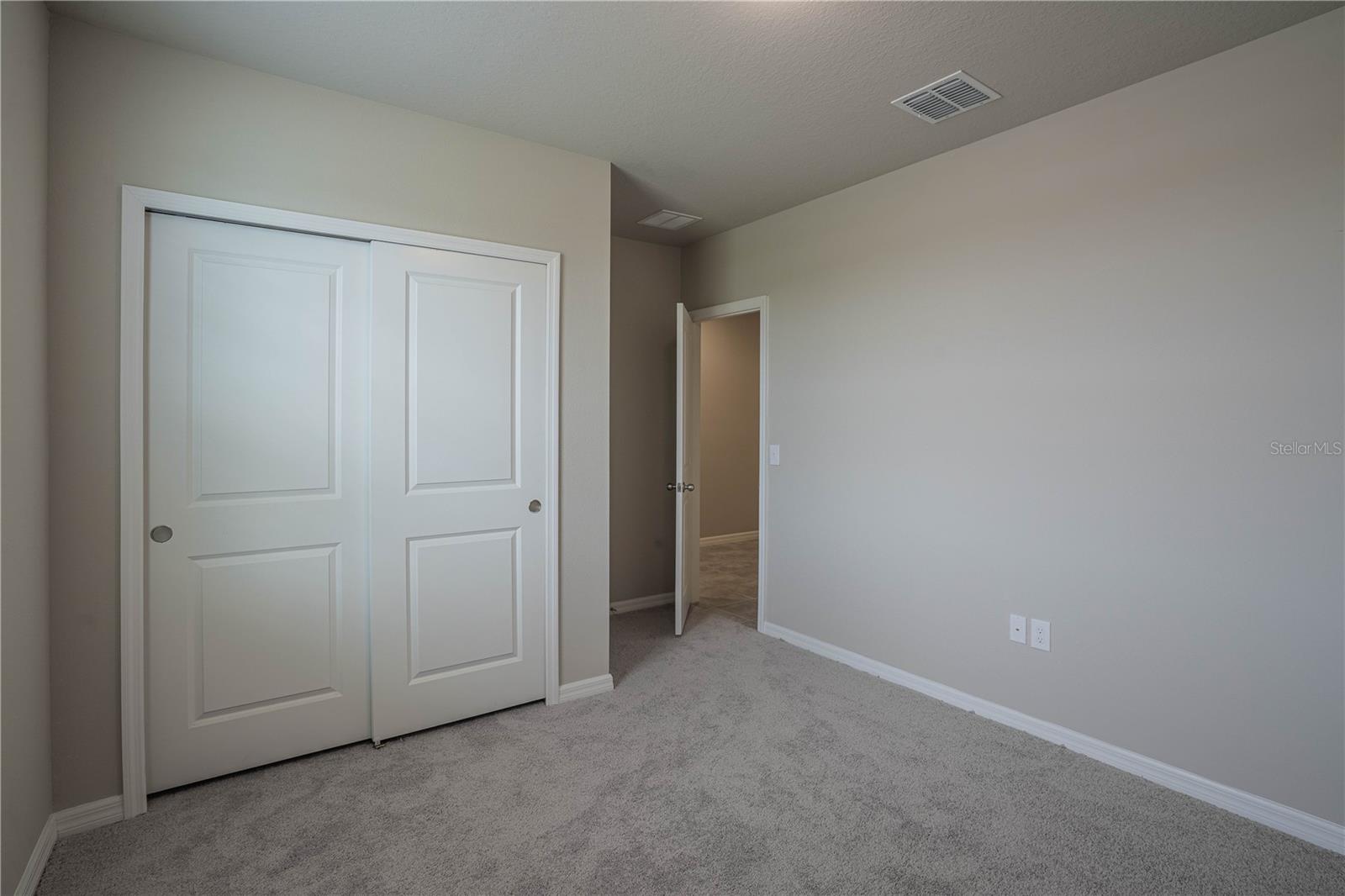 RESERVE/VAN OAKS PH 1 - Residential Lease