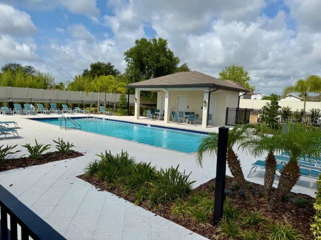 RESERVE/VAN OAKS PH 1 - Residential Lease